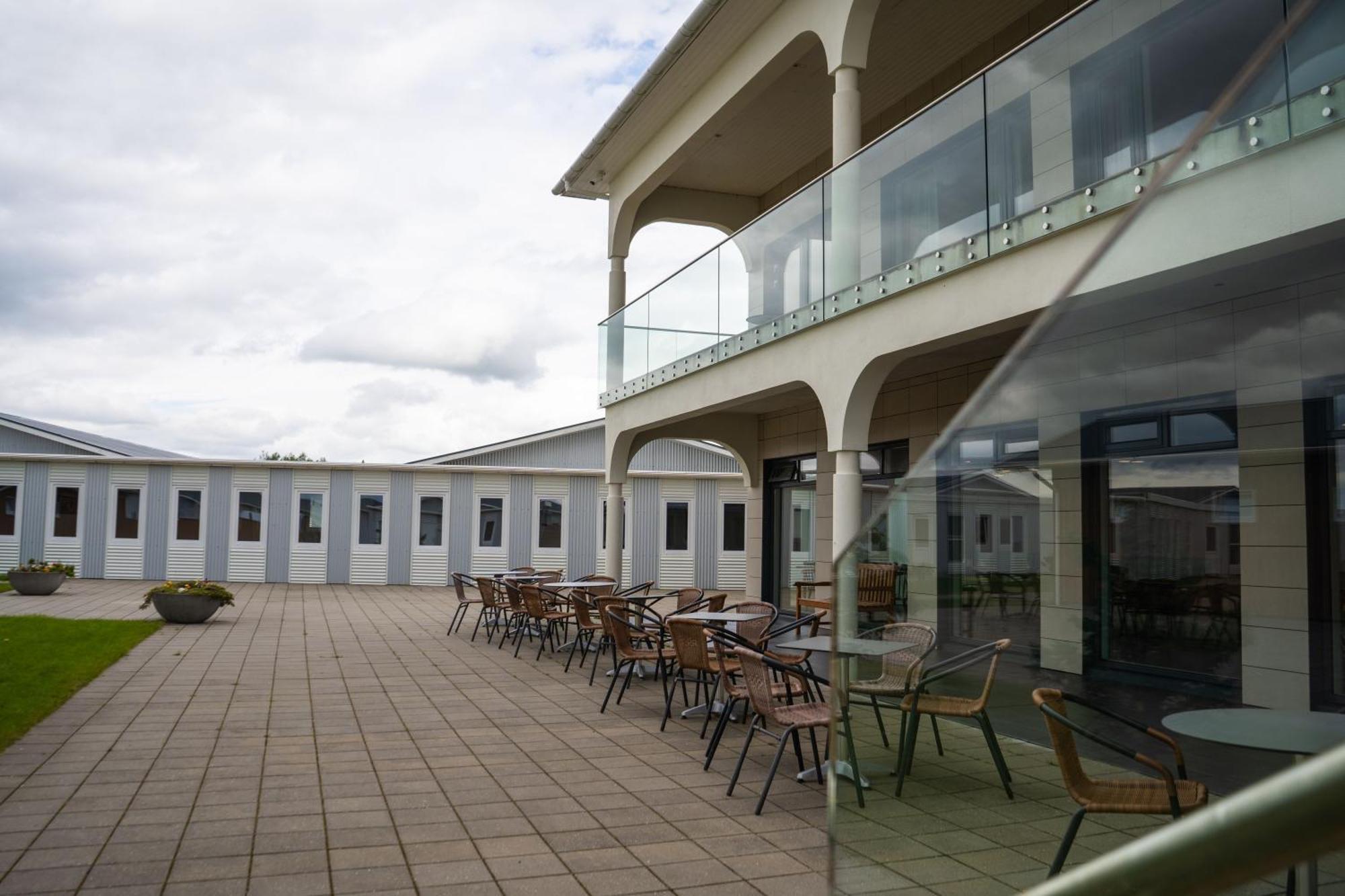 Hotel Stracta 4*